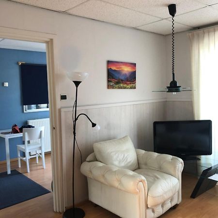 Vredig Toeven Apartamento Klaaswaal Exterior foto