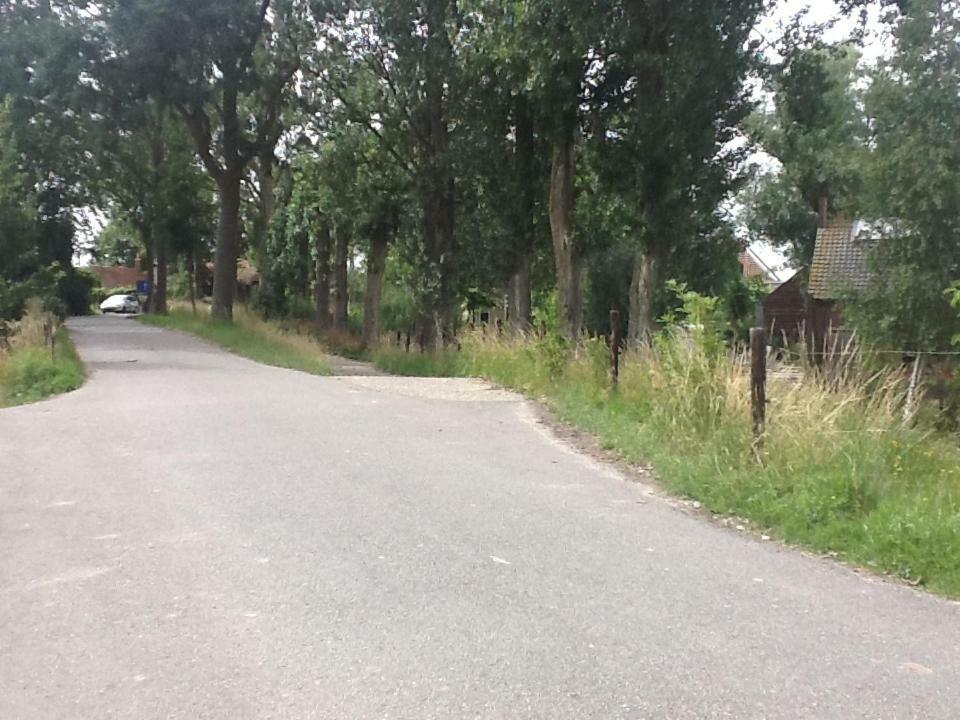 Vredig Toeven Apartamento Klaaswaal Exterior foto